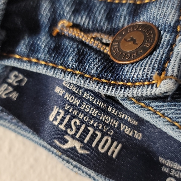 HOLLISTER Ultra High-Waist High-Rise Mom Jean Straight Leg Ripped Torn Denim W28 - Picture 4 of 15